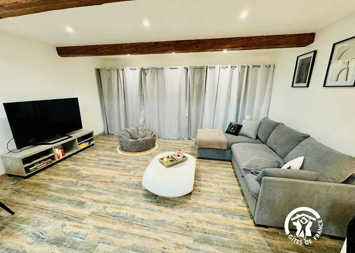 Semesterbostad La Detente *